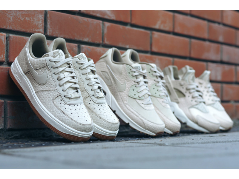 NIKE Premium Pack